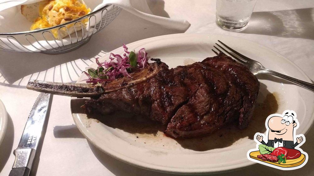 Charley's Steak House, 2901 Parkway Blvd Suite 1A in Kissimmee