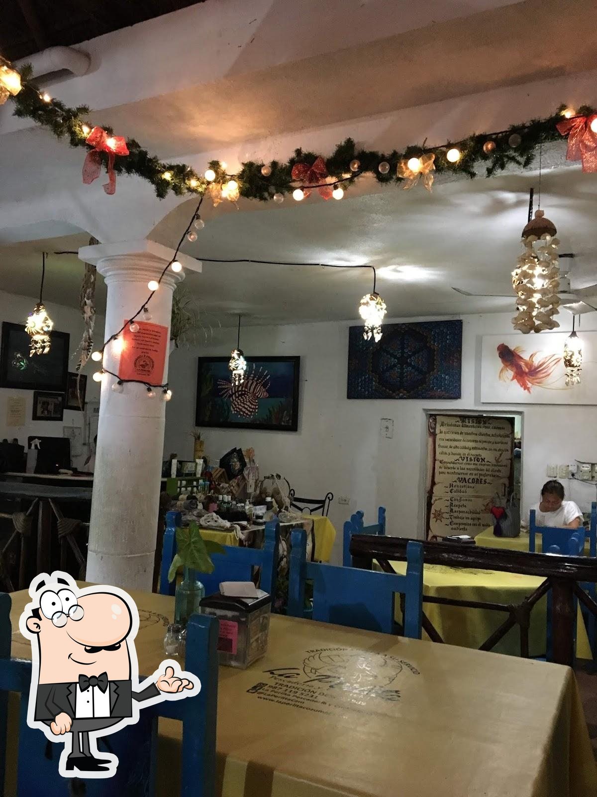 La Perlita restaurant, San Miguel de Cozumel, Calle 10 Nte 499