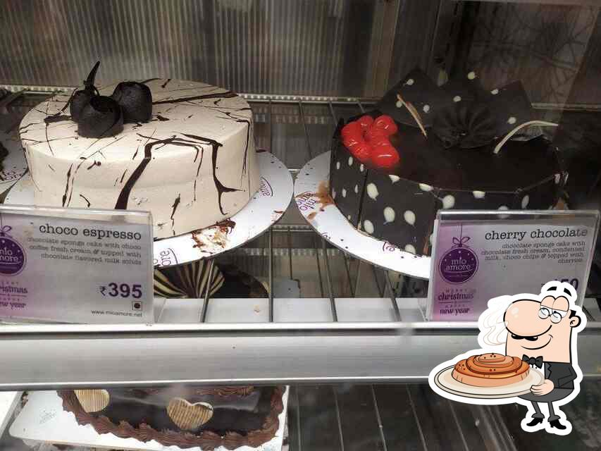 Black Forest Cake | Mio Amore | Send Food to Kolkata | Gift to Kolkata –  Kolkata Gifts