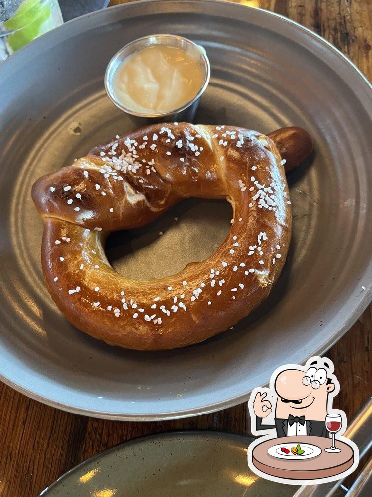 The Ford Tavern in Medford Restaurant menu and reviews