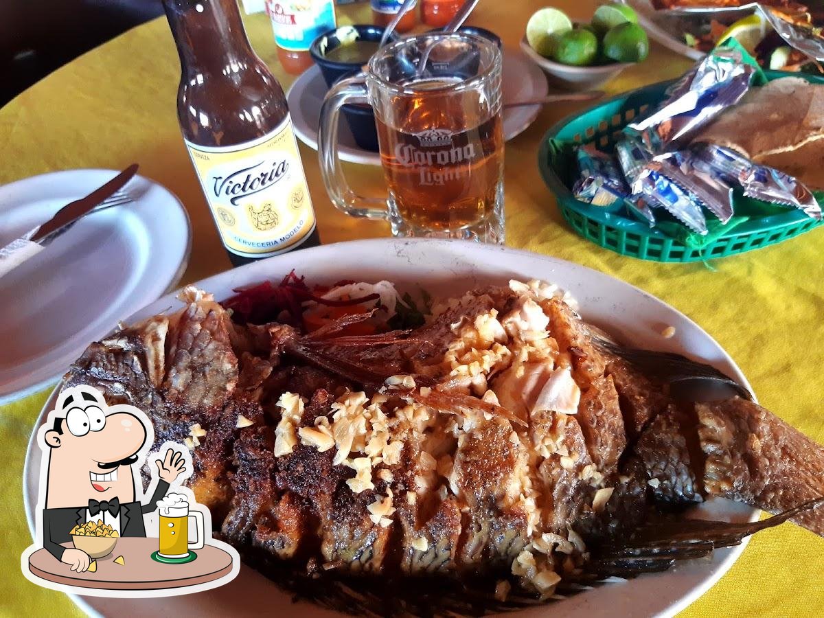 Mariscos CheChe restaurant, San Miguel la Piedad, Querétaro 100 El  Colorado-Higuerillas 414 - Restaurant reviews