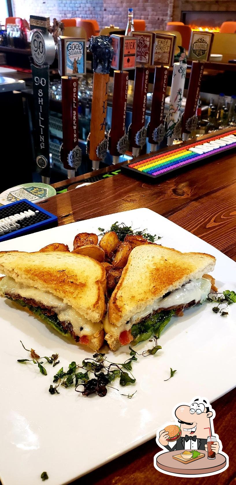 The 411 Restaurant and Lounge in Norfolk Restaurant menu and reviews