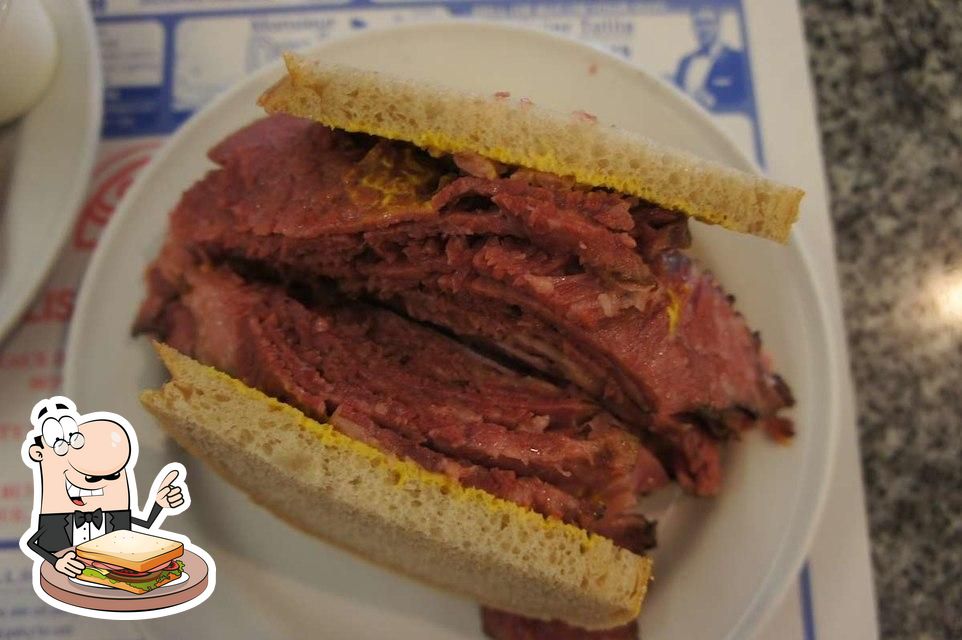 Snowdon Deli in Montréal Restaurant menu and reviews
