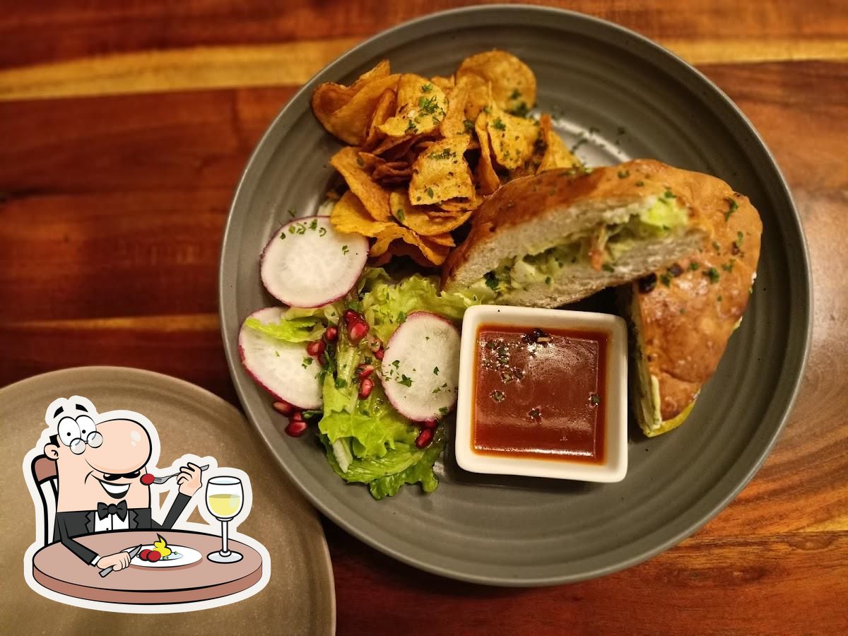 The cherry tree cafe, Lucknow, Badshah Nagar Restaurant reviews