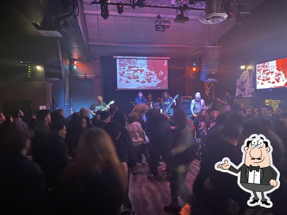 Stages Bar in Santa Ana Restaurant reviews