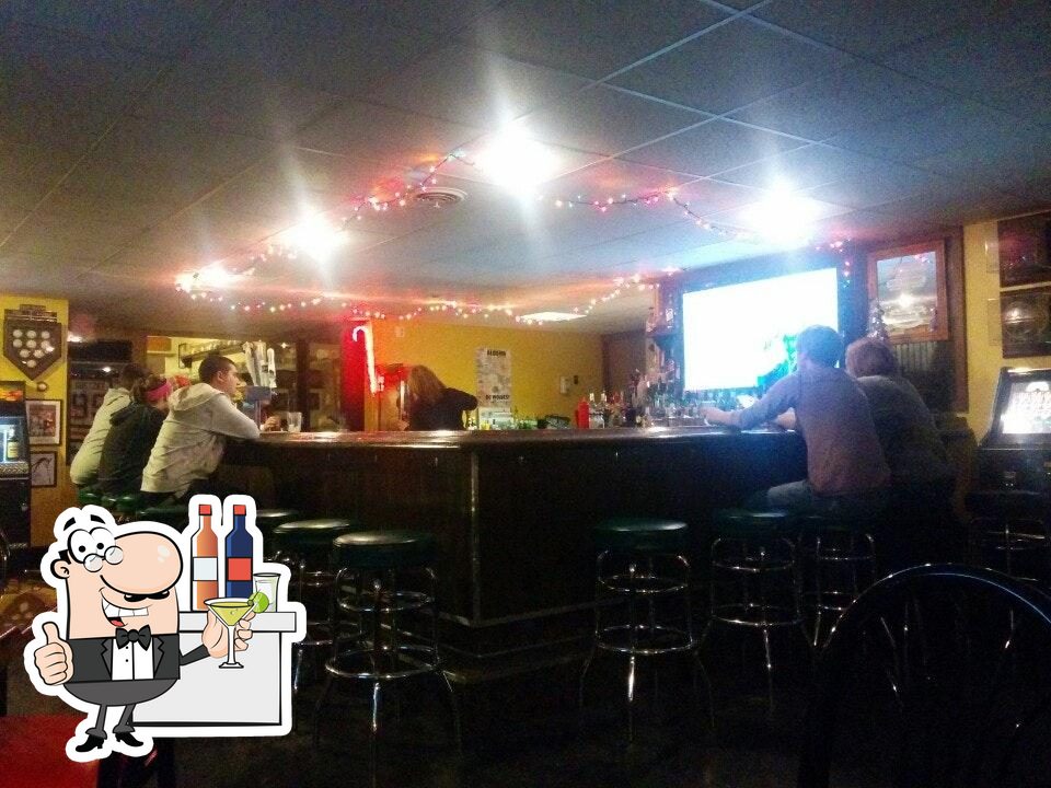 Hudson's Bar & Restaurant in Algoma Restaurant reviews