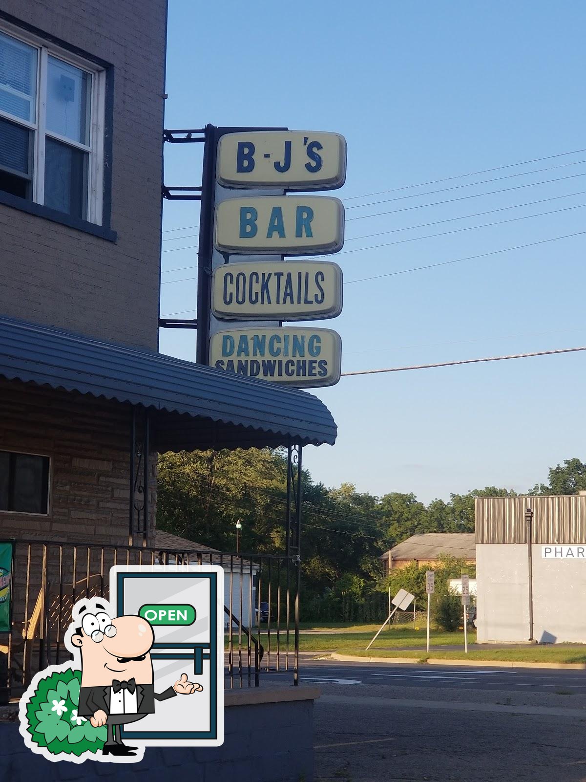 BJ S Bar in Burton Restaurant reviews