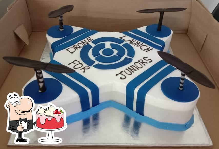 Old drone, new drones and cake (6 photos) - Sault Ste. Marie News