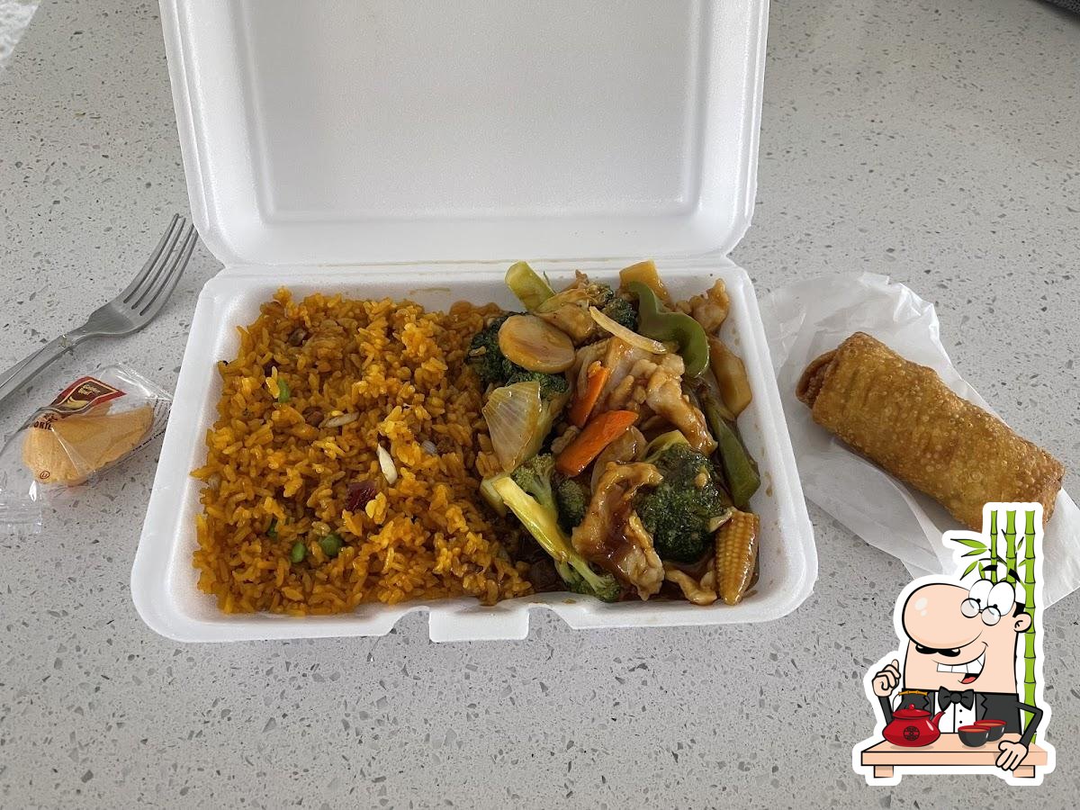 Chinese Dragon in Smithton Restaurant menu and reviews