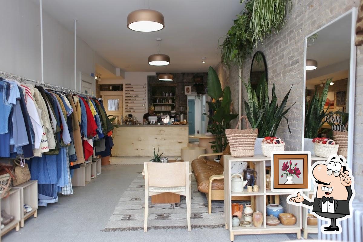Coffee and Clothing in Toronto Restaurant reviews
