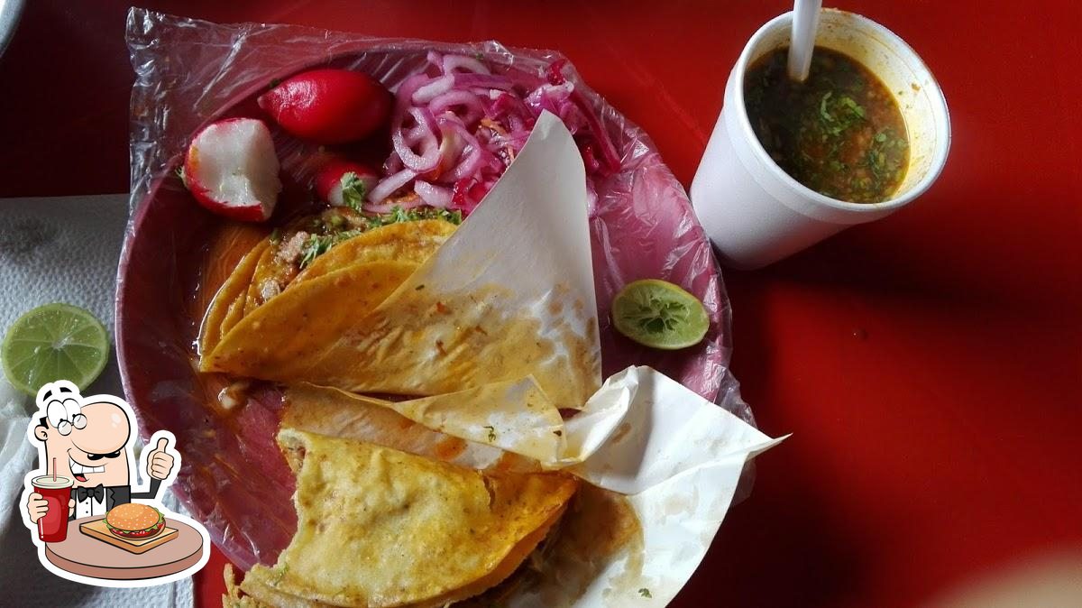 Tacos de Birria el Paisa el Lago restaurant, Tijuana, Av. Paseo del Lago 19615 Restaurant reviews