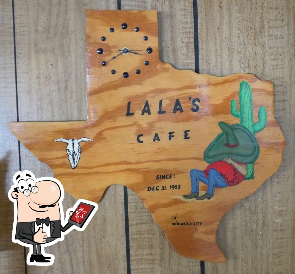Lala's Cafe, 649 Main Street in Oilton Restaurant reviews