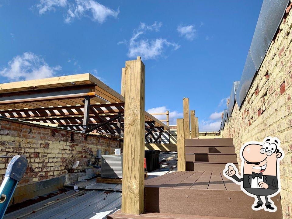 1772 Rooftop on Main in Fincastle