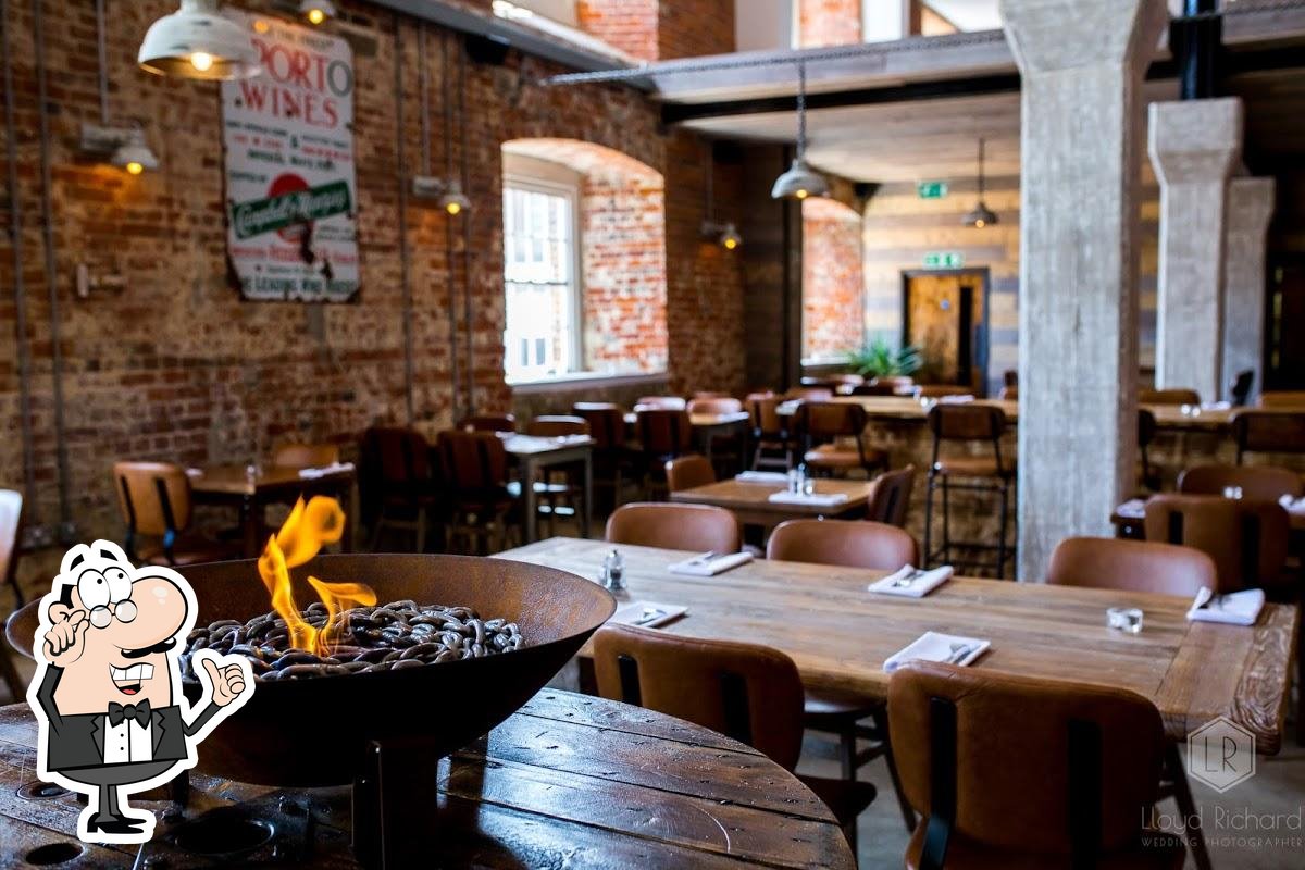 Bakers Bar Kitchen In Gosport Restaurant Menu And Reviews