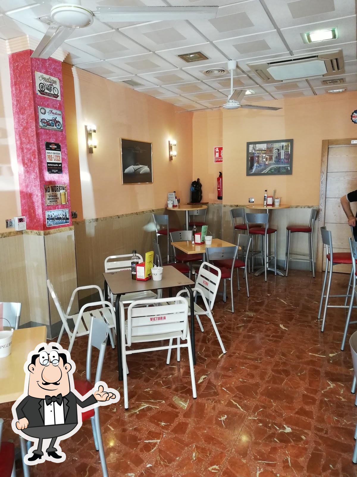 Cafetería Magic in Motril - Restaurant reviews