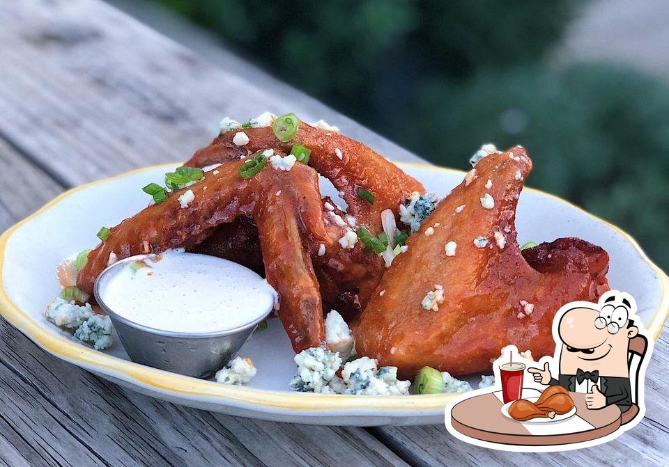 The Glass Onion in Charleston Restaurant menu and reviews