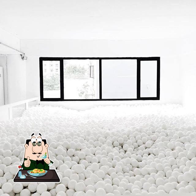 Ball Pit Manila cafe, Makati Restaurant reviews