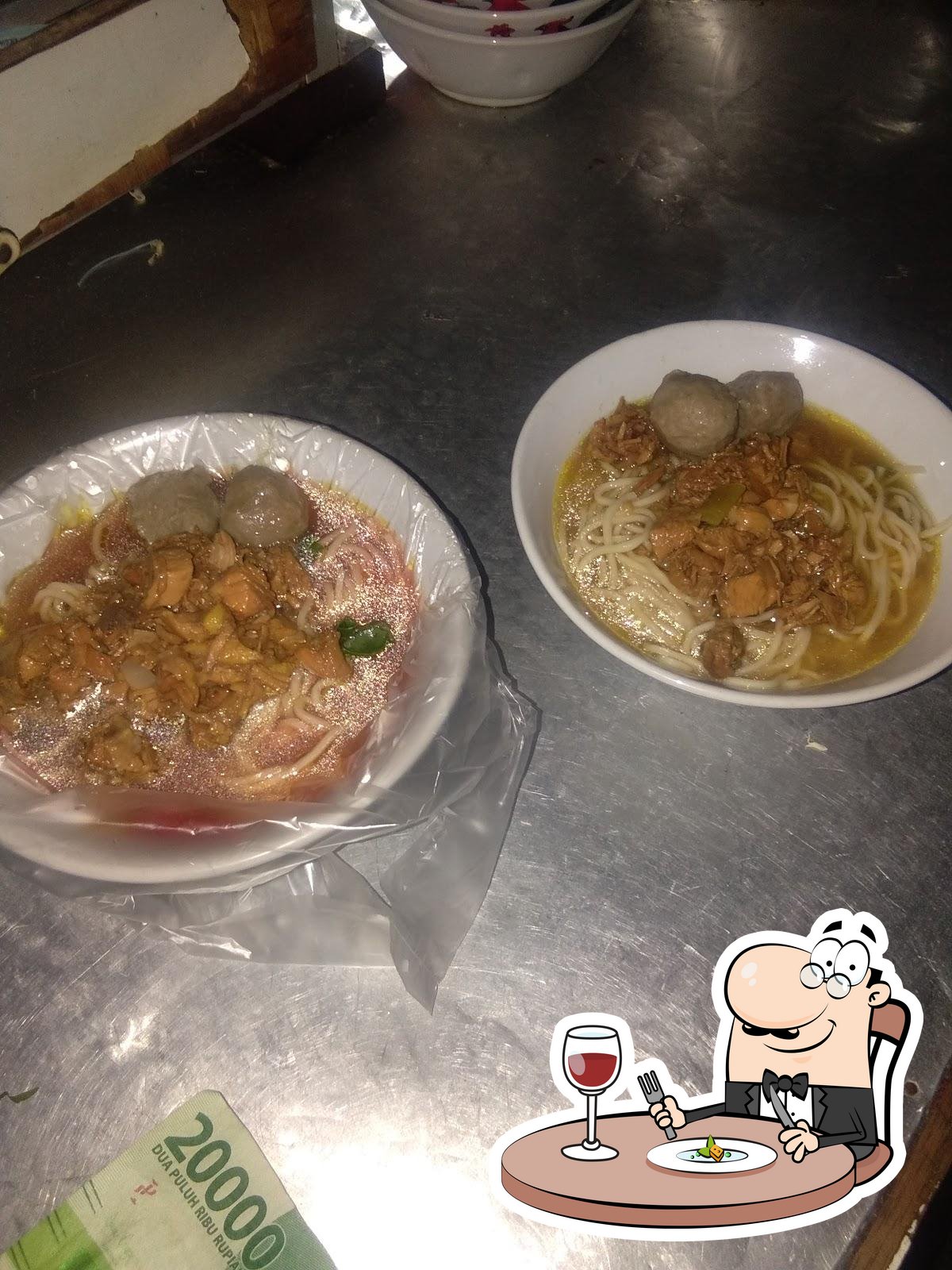 Pub Y Bar Bakso Mie Ayam Ragil Sungai Gampa Opiniones Del Restaurante