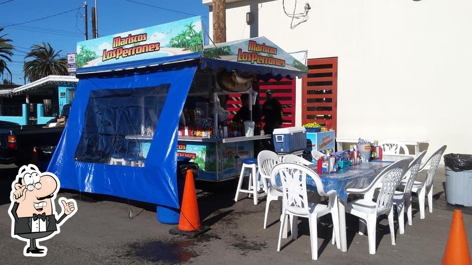 Mariscos los perrones restaurant, Ensenada - Restaurant reviews