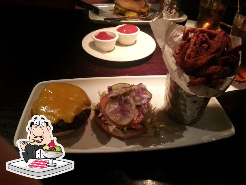 Village Tavern, 101 Summit Blvd in Birmingham Restaurant menu and reviews