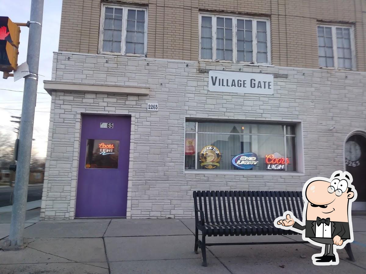 Joann's Village Gate in Niagara Falls - Restaurant reviews