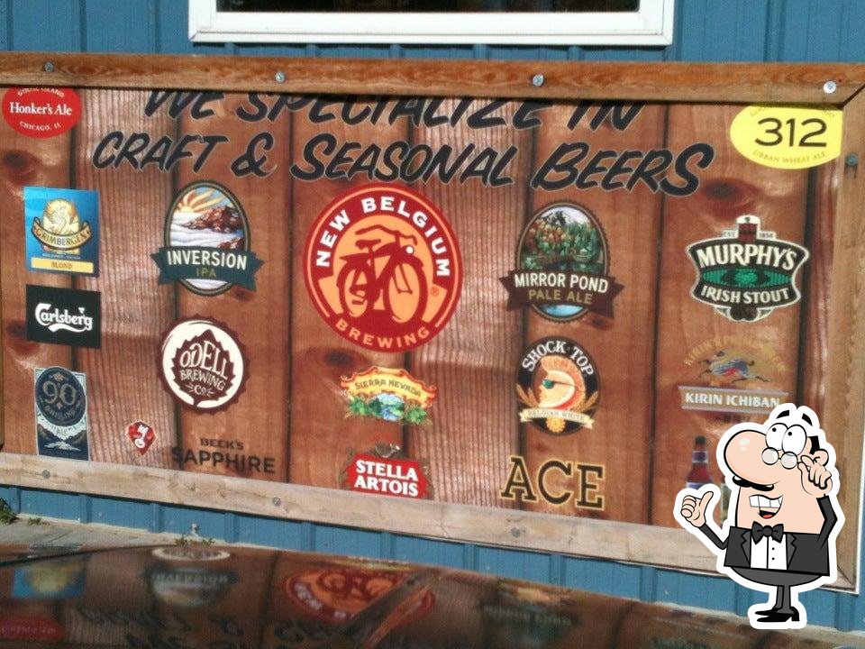 Cowtown Liquor in Baxter Springs