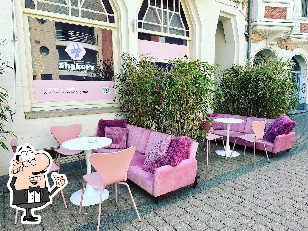 Shakerz Cocktailbar & Craftbeer &Food & tapas, De Panne Restaurant