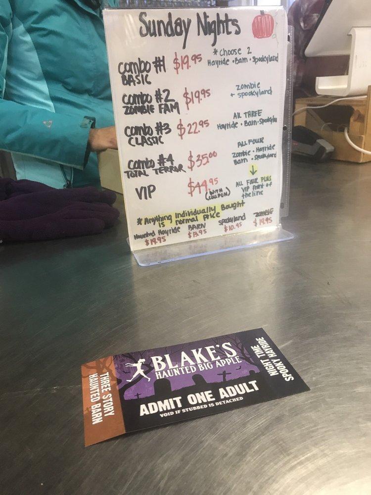 Menu at Blake's Big Apple Orchard restaurant, Armada