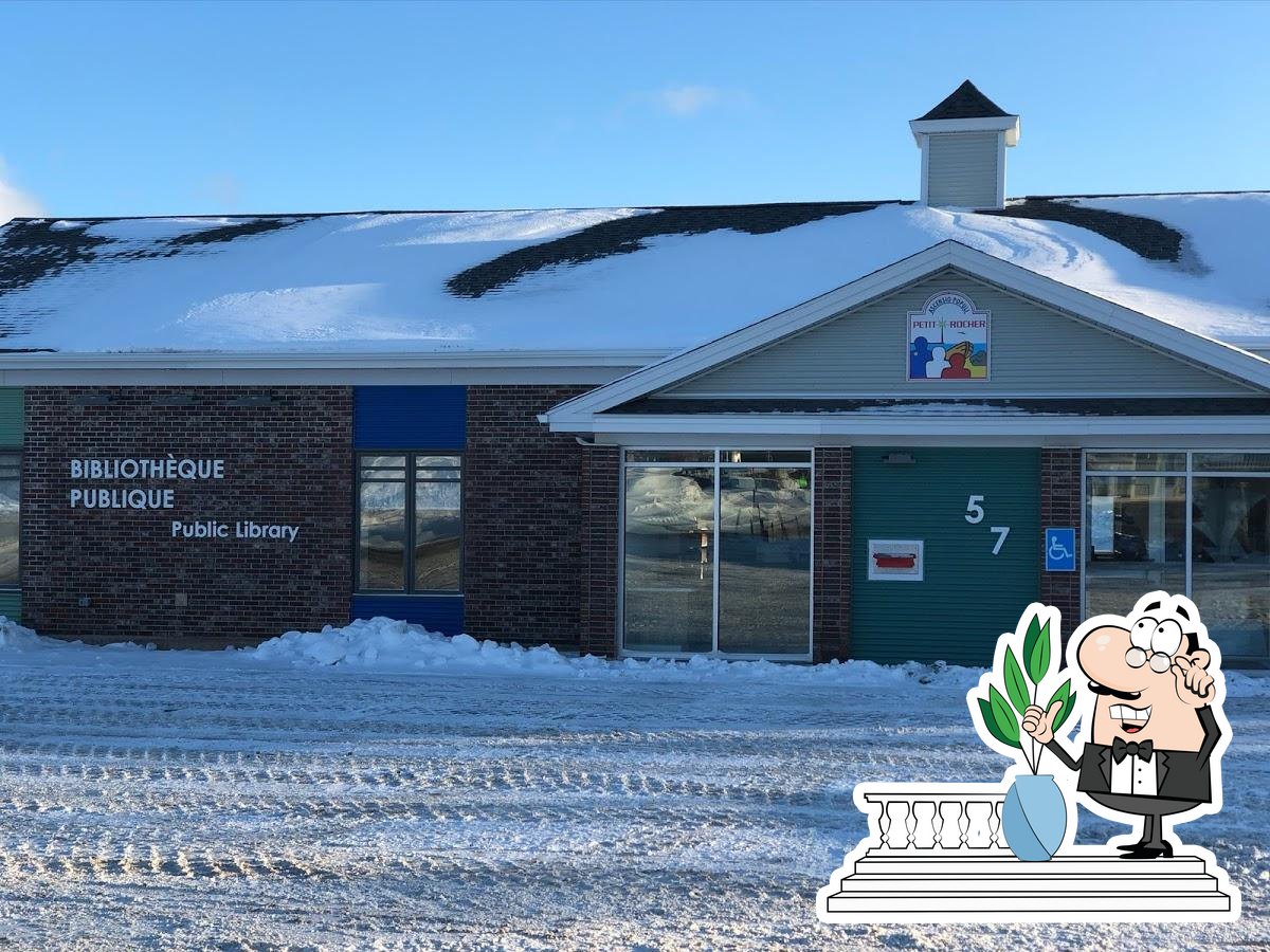 Bibliothèque publique de PetitRocher Public Library in Petit Rocher