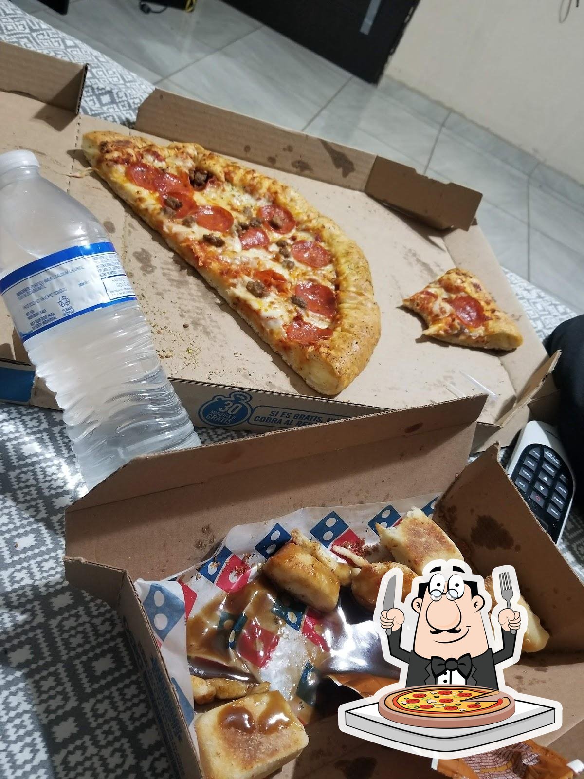 Domino's Nuevo Laredo Poniente restaurant, Nuevo Laredo, C. Eva Samano