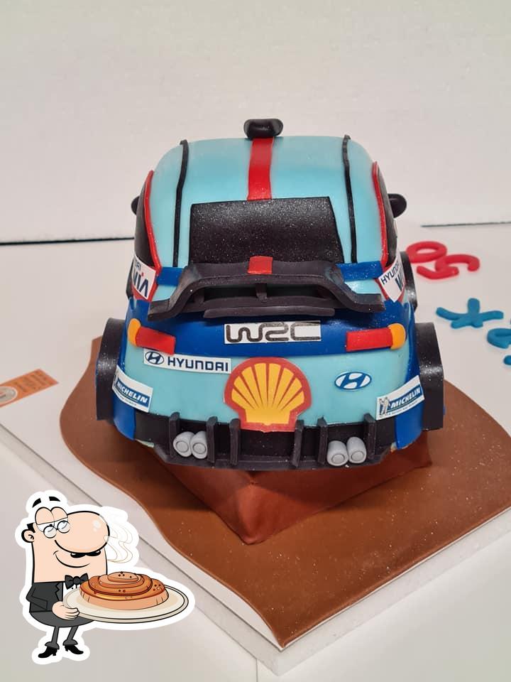 Aggregate 82+ car cakes for mens birthday best - in.daotaonec