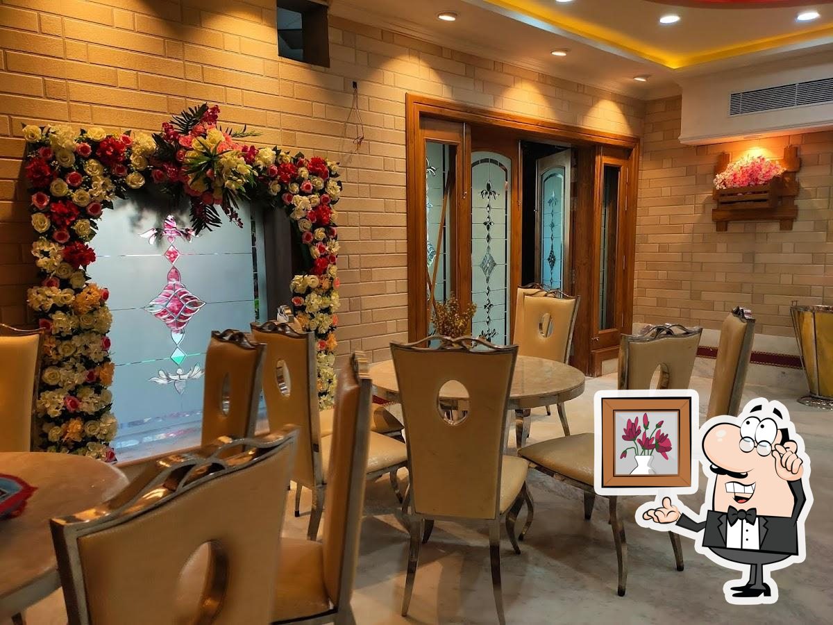 Bharat's Golden Crown, Rampur Restaurant reviews