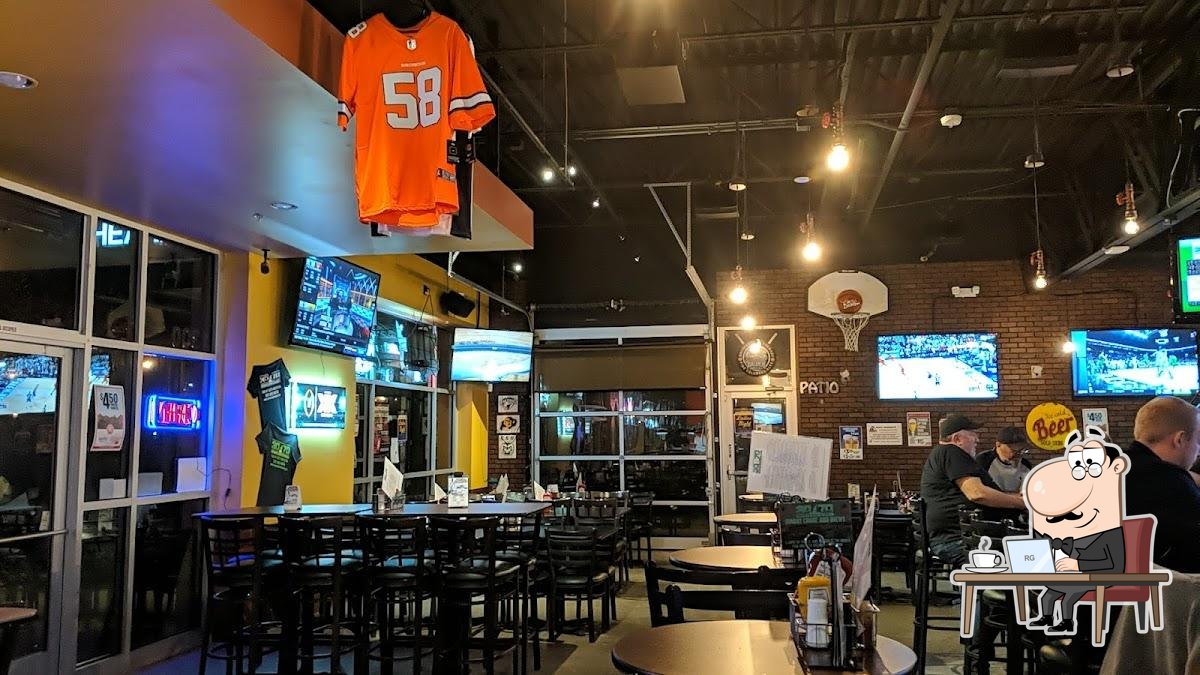 Sports Bar & Grill in Westminster - 3070Sportsbar&grill