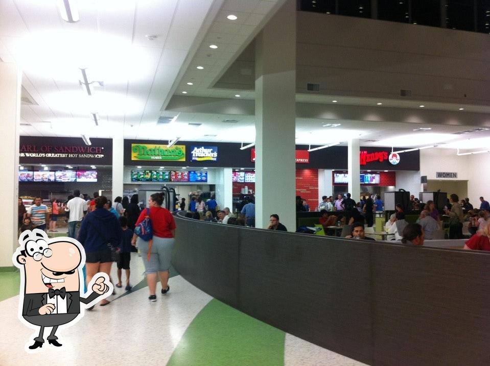 Fort Drum Service Plaza in USA Restaurant reviews