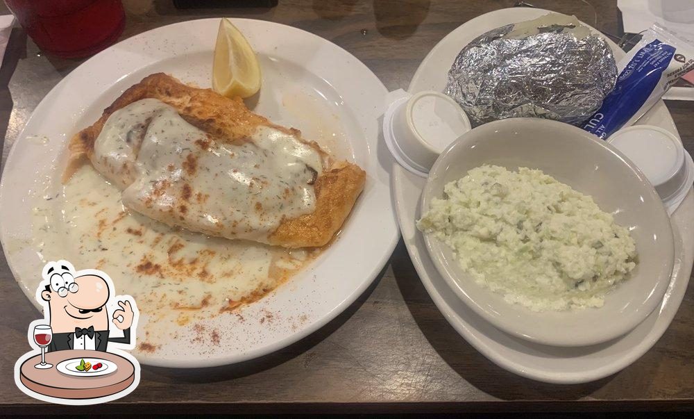 Captain John's Seafood House in Calabash Restaurant menu and reviews