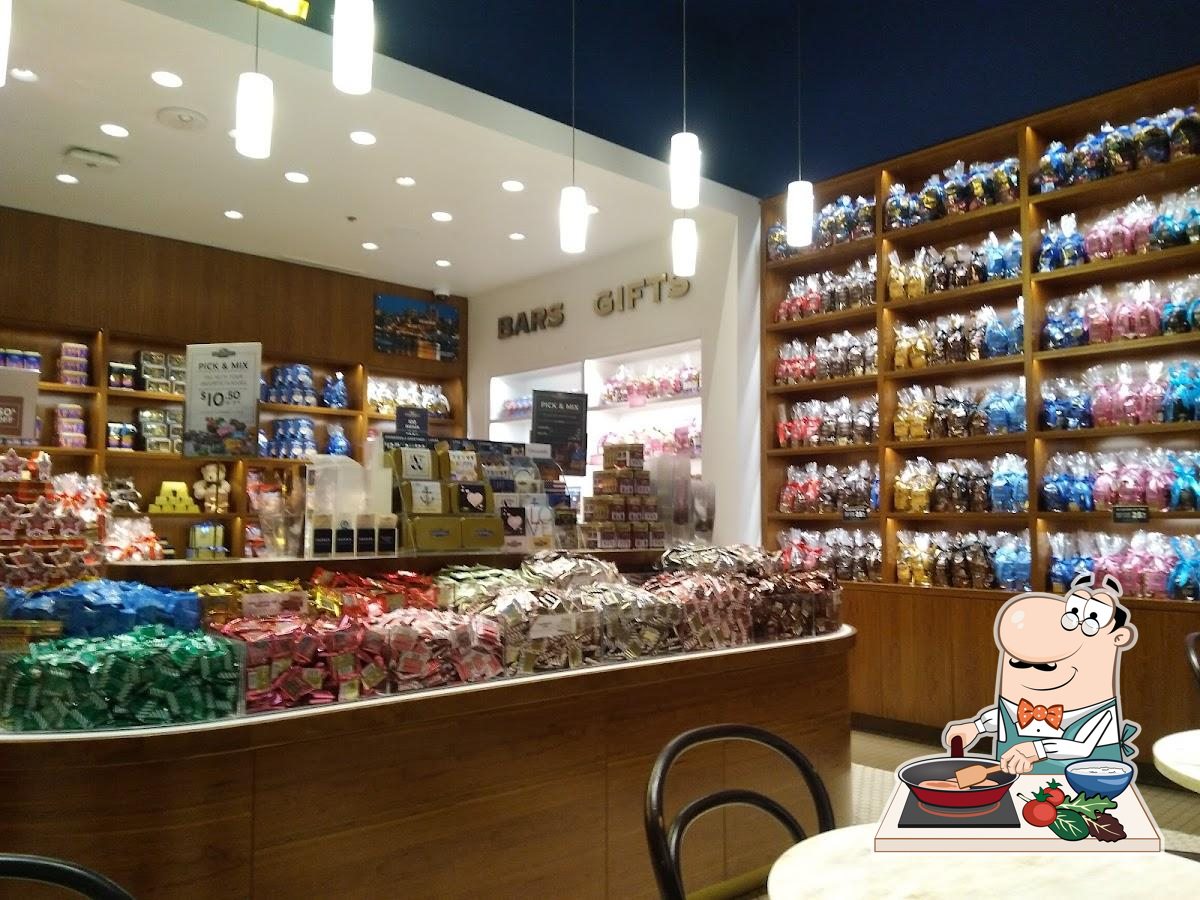 Ghirardelli Ice Cream & Chocolate Shop, 3545 Las Vegas Blvd S L14 in Las Vegas Restaurant