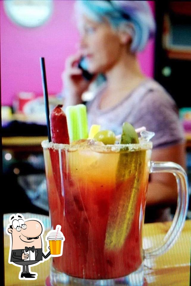 Beaver Bottoms Saloon in Fountain Restaurant menu and reviews