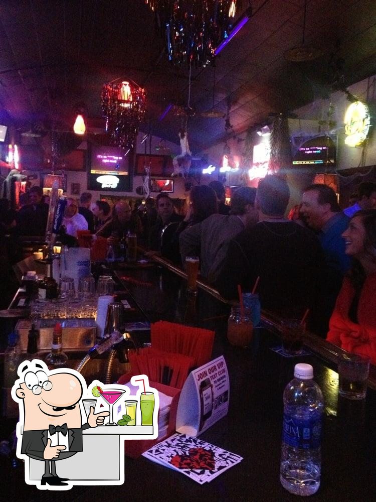Pitch Karaoke Bar, 631 W Main St in Peoria Restaurant menu and reviews