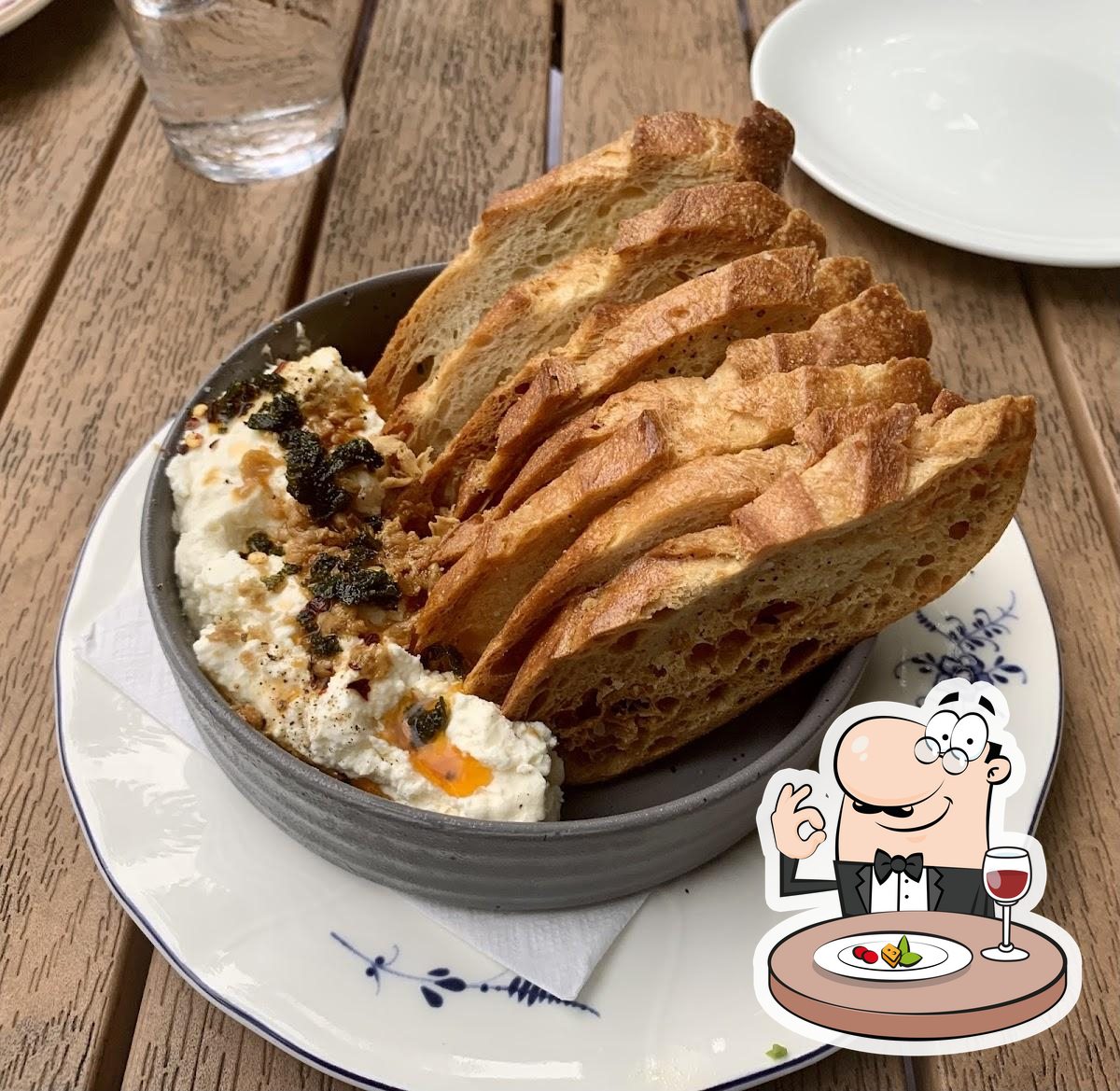The Crooked Pine in Ogunquit - Restaurant reviews