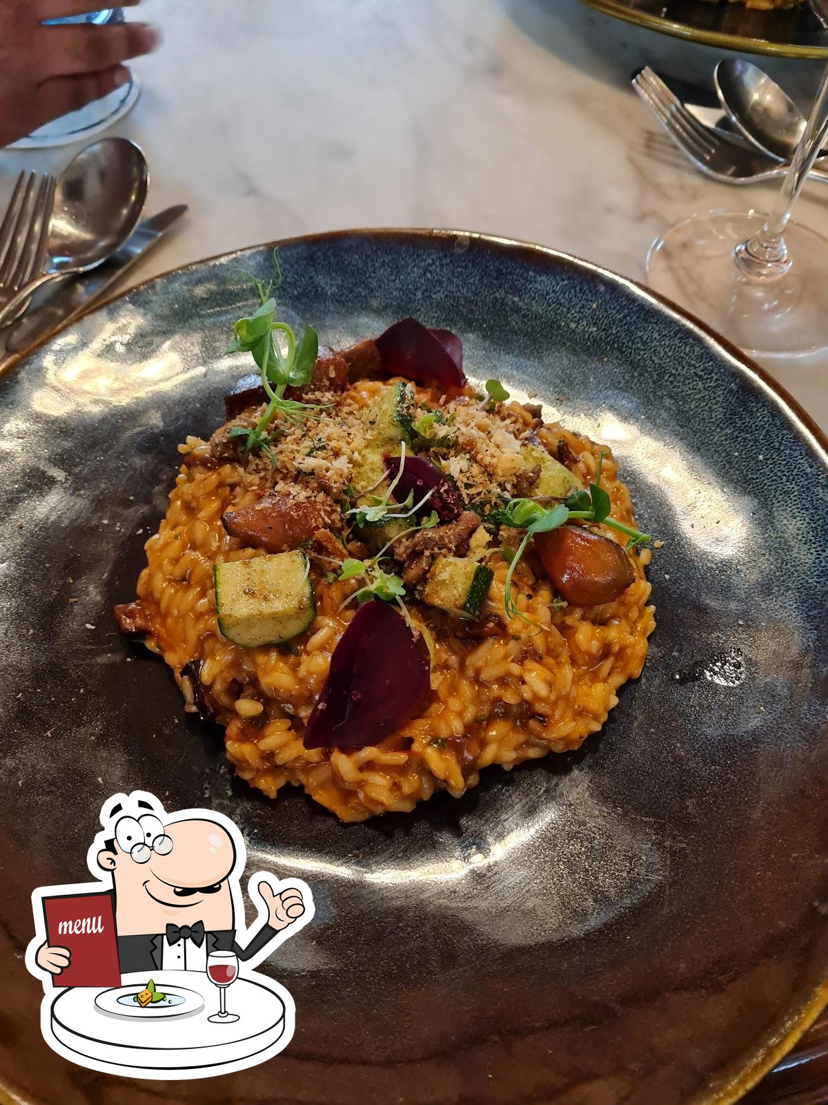 The Chefs' Table restaurant, Umhlanga, Protea Mall 1 Chartwell Drive 23