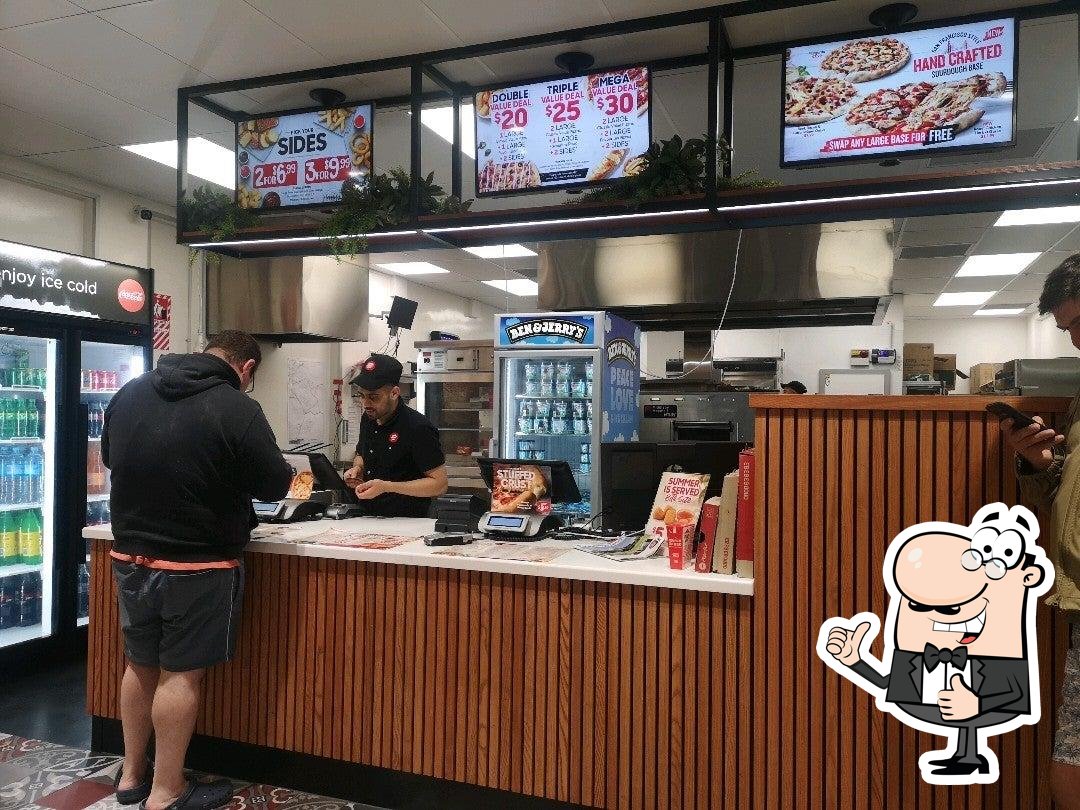 Pizza Hut, 124 Ruapehu St in Taupo Restaurant menu and reviews