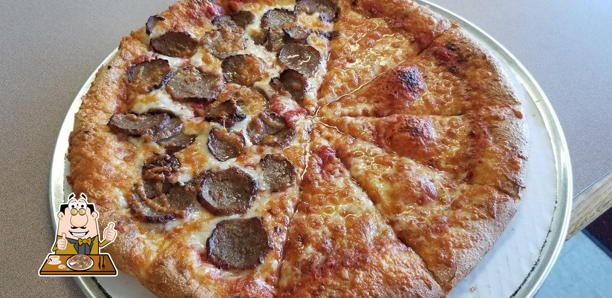 Omega Pizza in Foxborough Restaurant menu and reviews