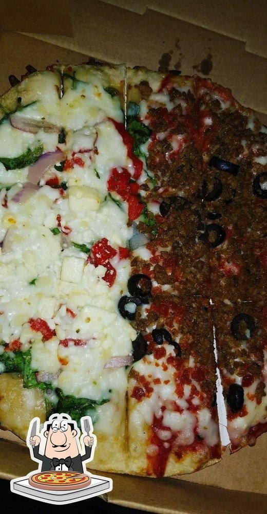 Pizza King, 1701 E 10th St in Jeffersonville Restaurant menu and reviews