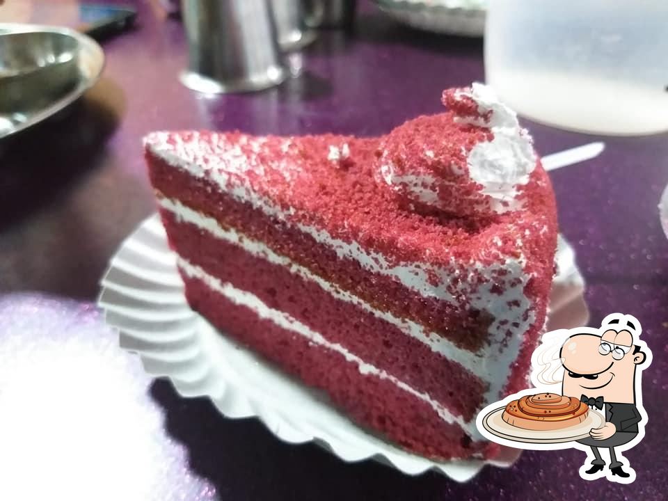 Ganesh Bakery & Sweets, Kovilpatti, 5VGF+WM8 Restaurant reviews