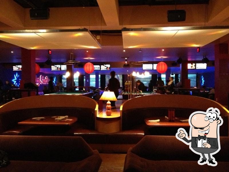 Menu of Lucky Strike pub & bar, Philadelphia reviews and ratings