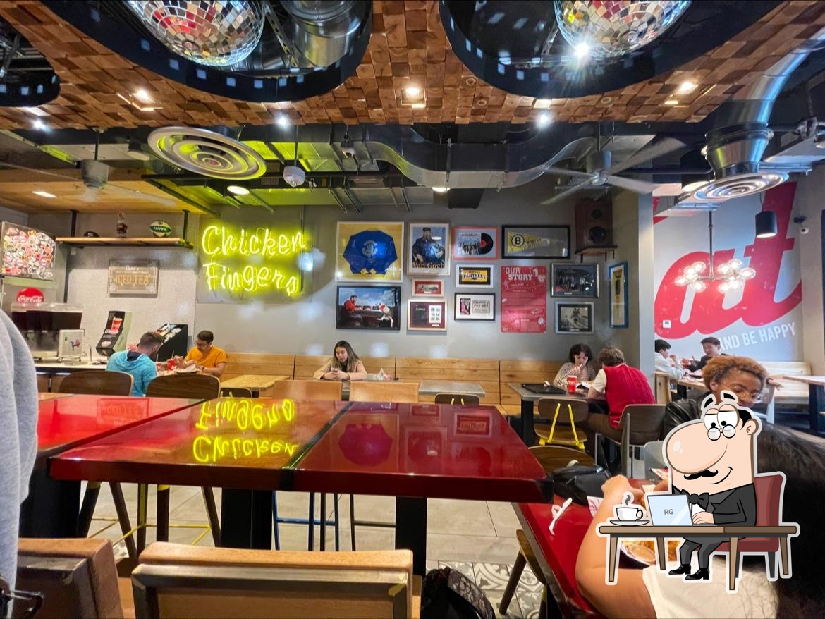 Raising Cane's Chicken Fingers, 755 Boylston St in Boston Restaurant reviews