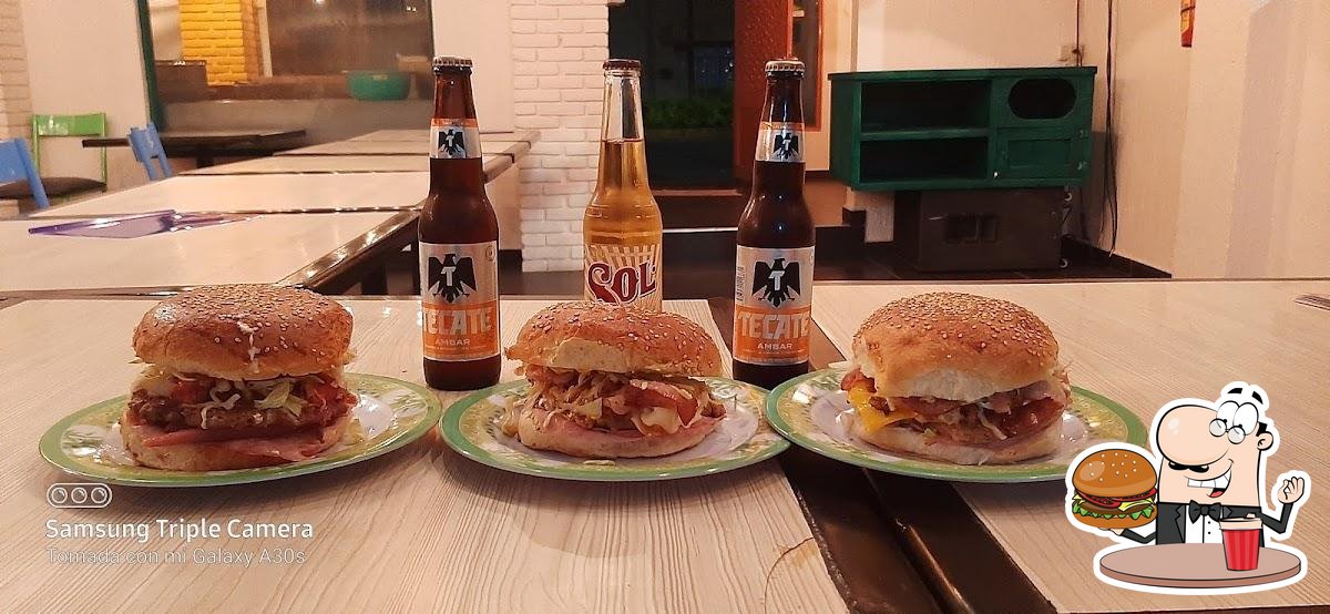 Pub y bar Cocktel La Estación, Toluca de Lerdo, Calle Gral. Venustiano  Carranza 20 Pte. A507 - Opiniones del restaurante