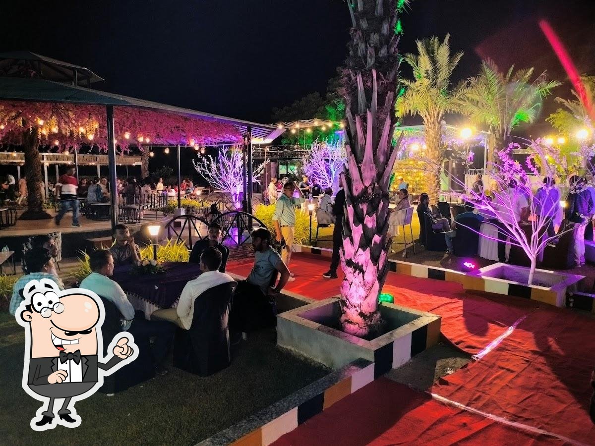 NH51 V cafe, Bhavnagar Restaurant reviews