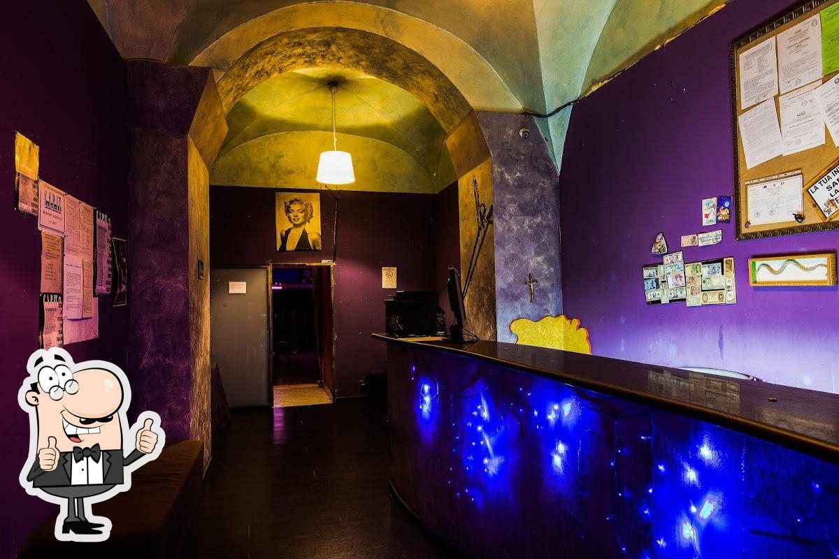 Dea Della Notte Night Club Lap Dance, Catania - Restaurant reviews