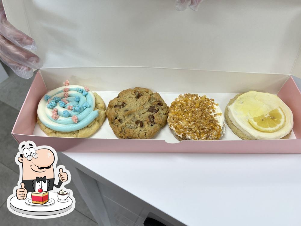 Crumbl Gosford Village in Bakersfield Restaurant menu and reviews